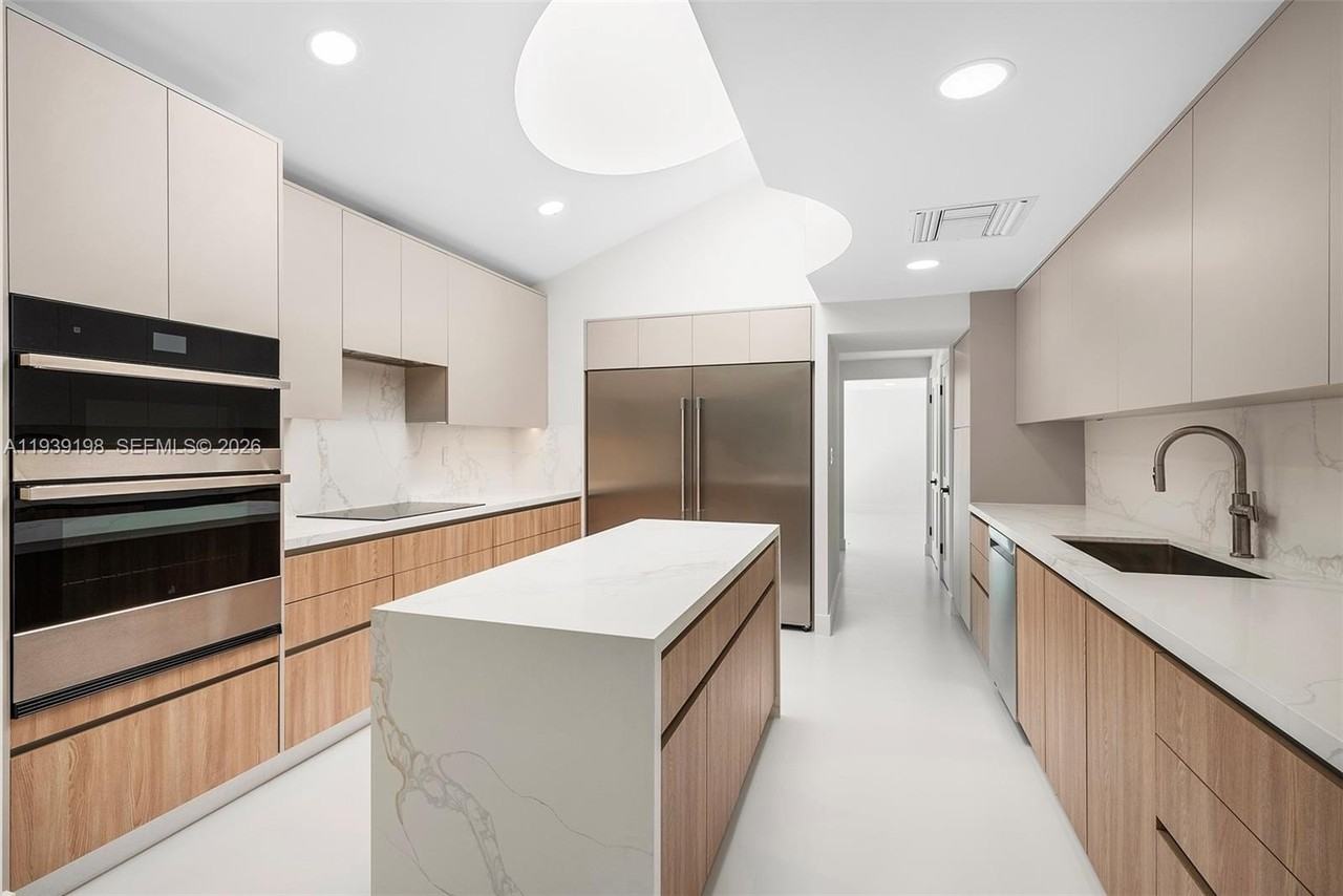 7540 Los Pinos Blvd - Photo 4 of 50