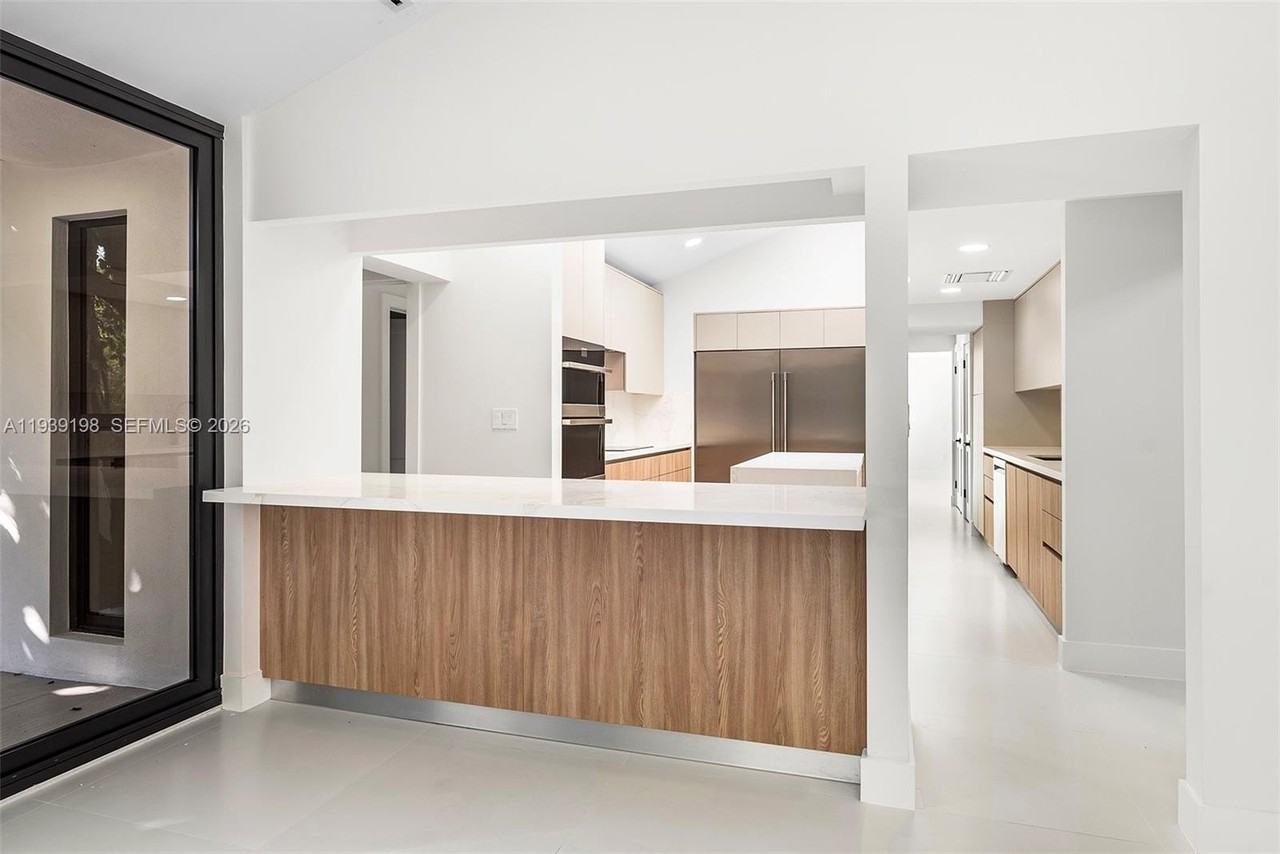 7540 Los Pinos Blvd - Photo 5 of 50