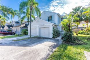 11824 Sw 99th St - Photo 1 of 1