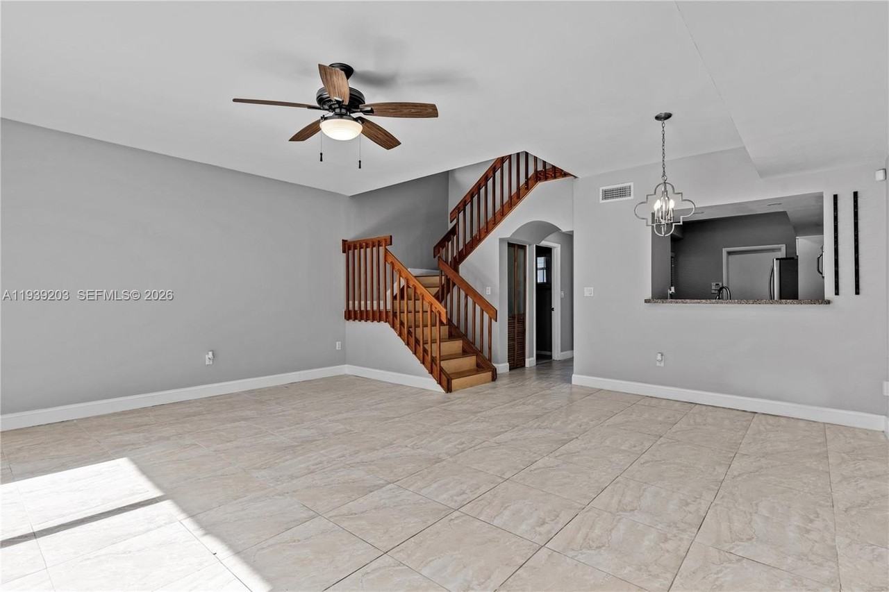 11824 Sw 99th St - Photo 7 of 38