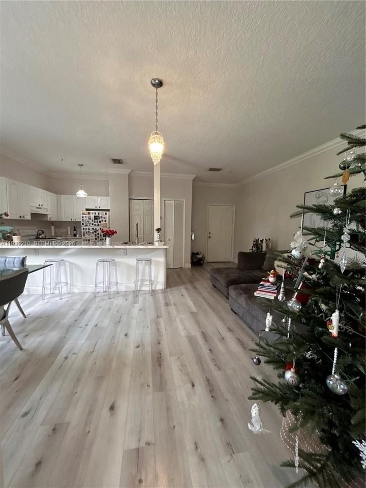 2734 Bird Ave #204 - Photo 3 of 28