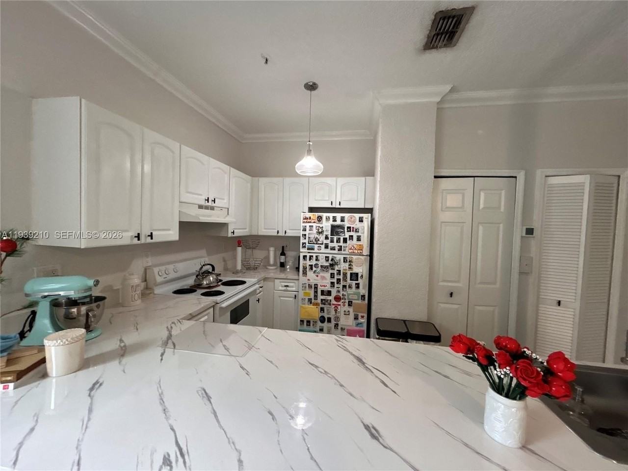 2734 Bird Ave #204 - Photo 4 of 28