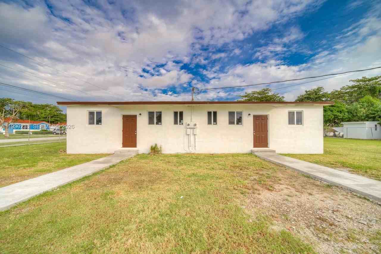 10290 Sw 177th St #10290 - Photo 5 of 16