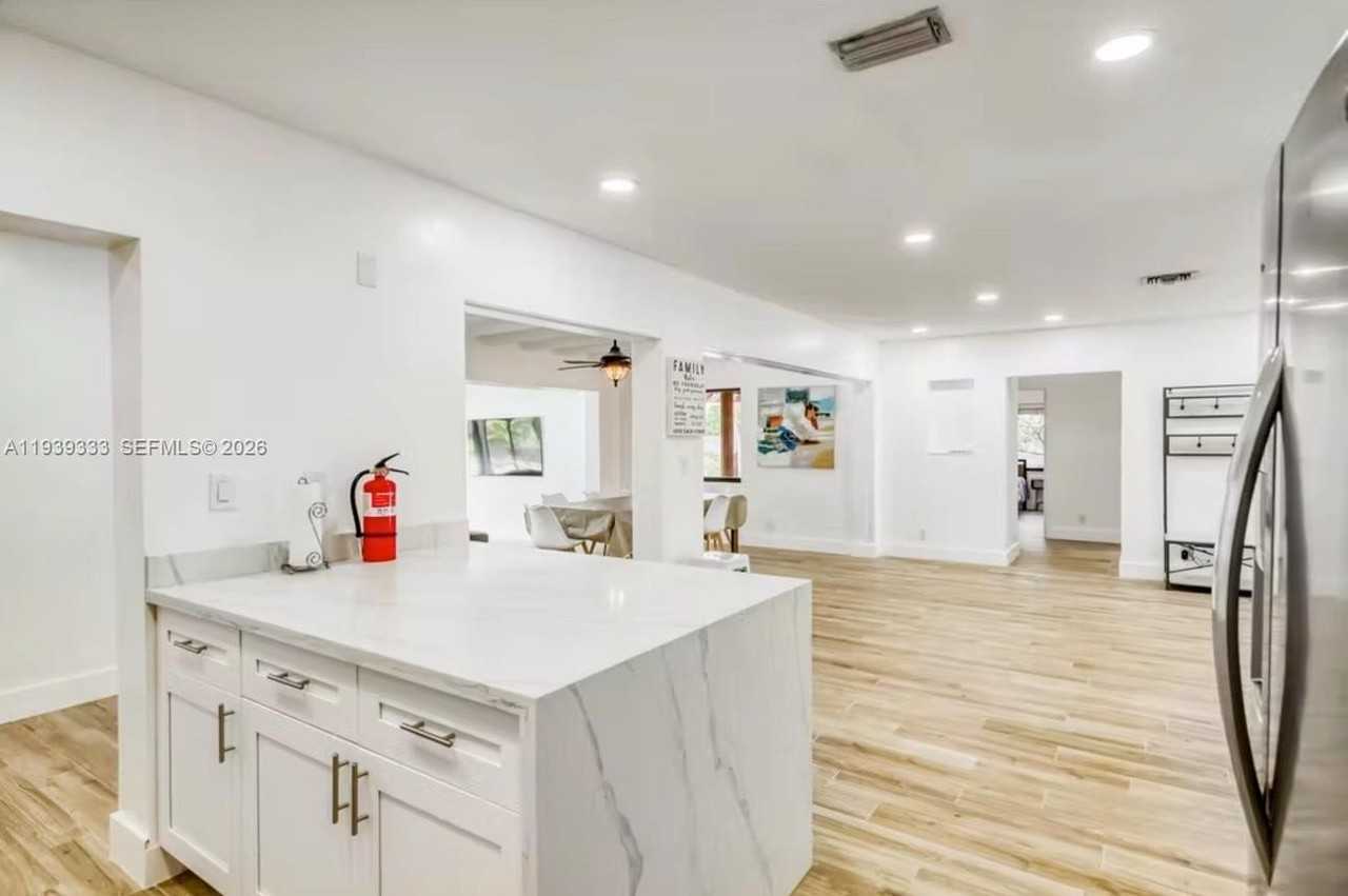 2639 Monroe St #0 - Photo 6 of 27