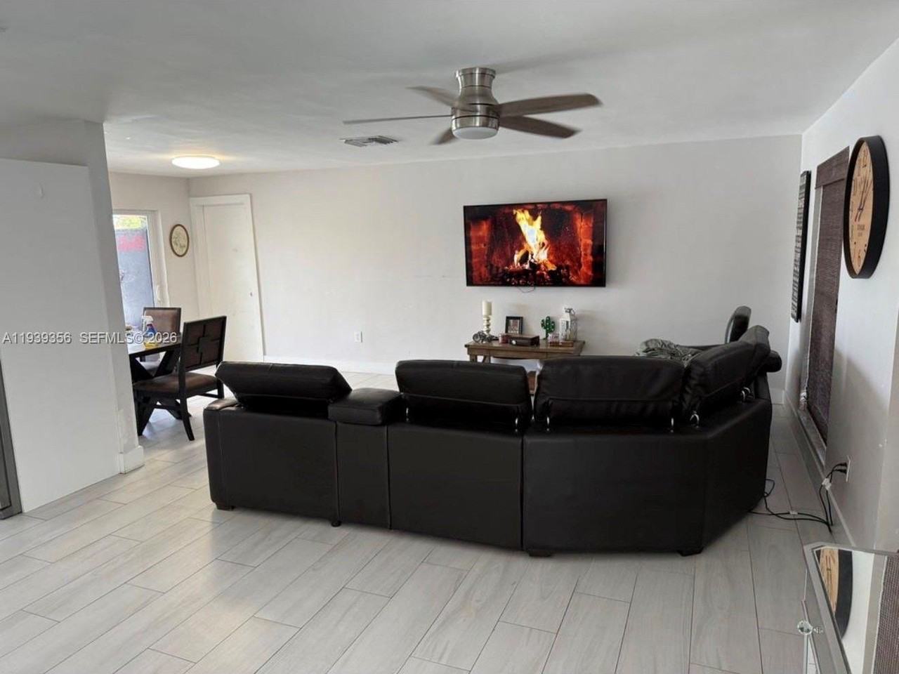 2101 Nw 84th Way - Photo 3 of 16