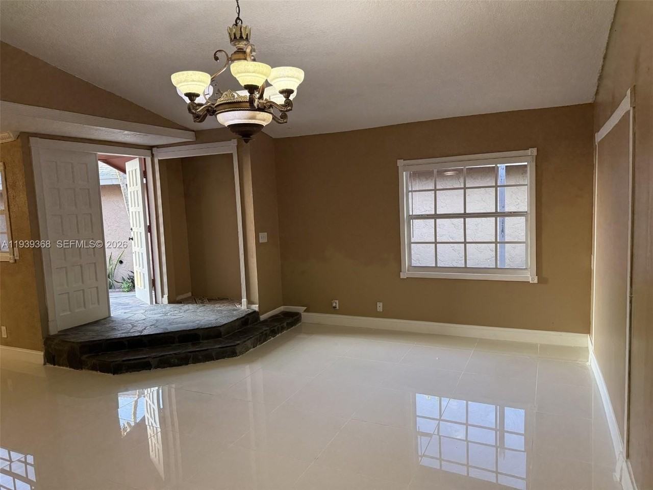 8071 Sw 24th Pl #PL - Photo 2 of 18