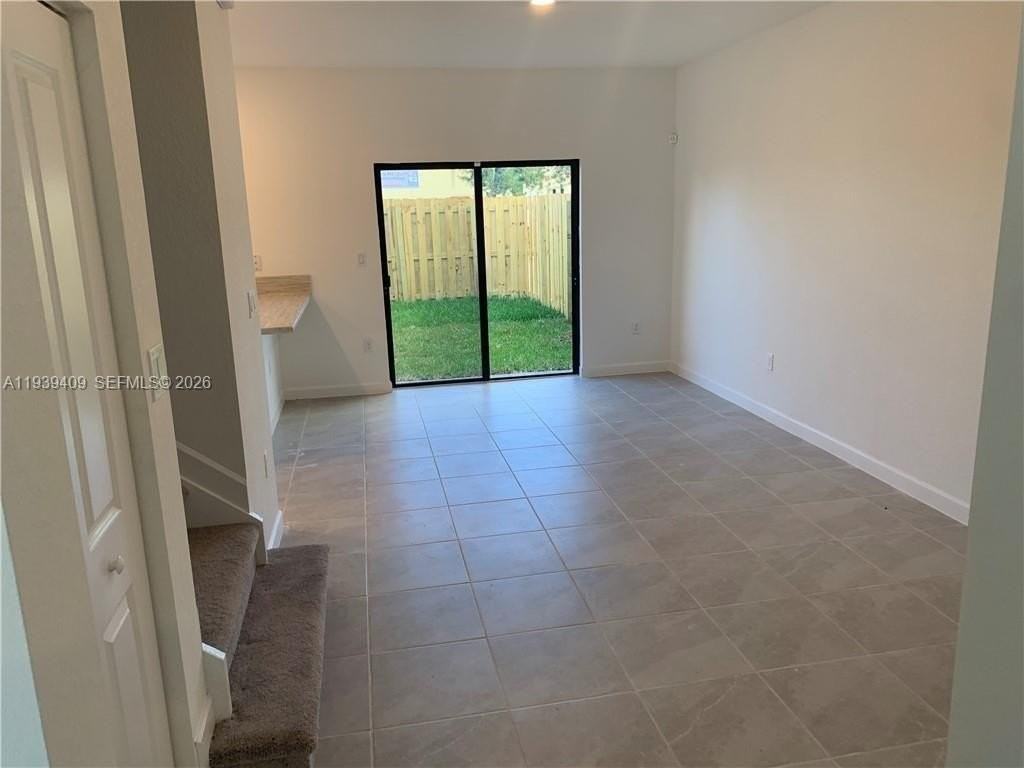 29240 Sw 163rd Ct - Photo 4 of 12