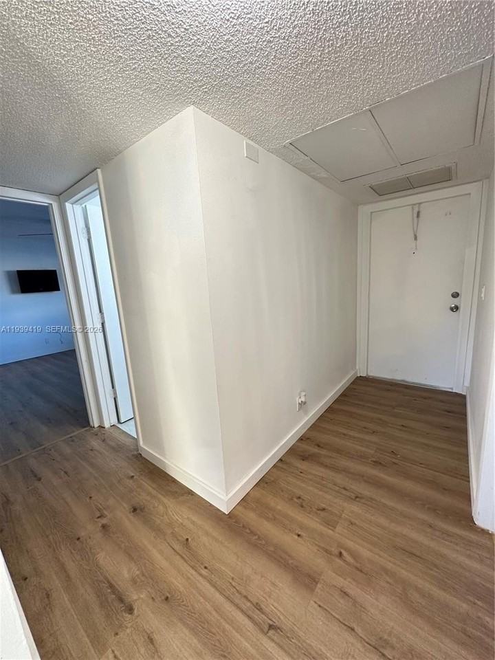 6825 Nw 30th Ave #6C - Photo 3 of 32