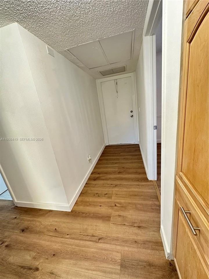 6825 Nw 30th Ave #6C - Photo 4 of 32