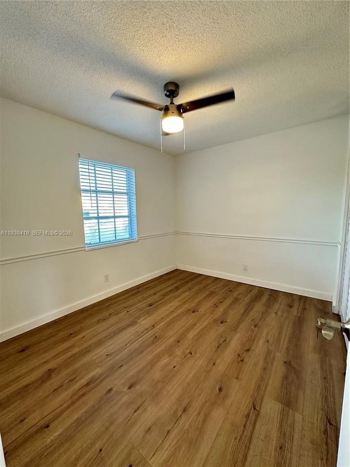 6825 Nw 30th Ave #6C - Photo 5 of 32