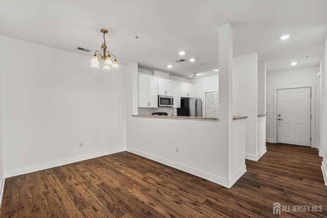 714 Stiller Ln - Photo 7 of 36