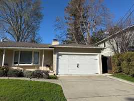 featured image of 32 Cambridge St