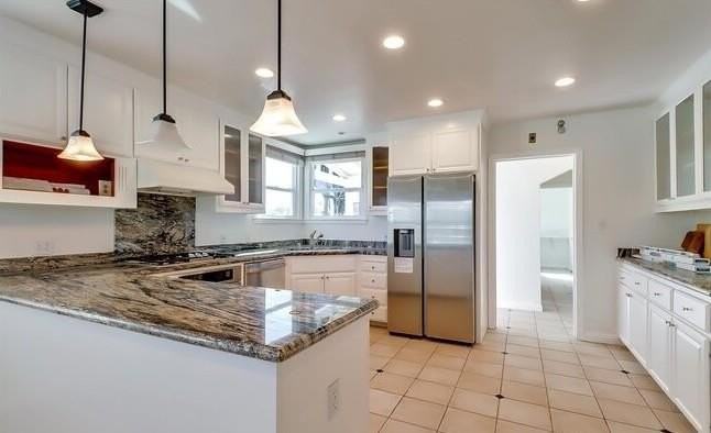 747 N 18th St - Photo 3 of 28