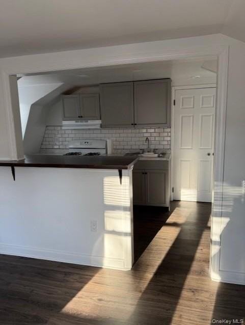 49 S Lawn Avenue unit: Back House #BACK - Photo 3 of 8