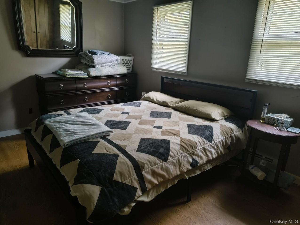 18 Maple St - Photo 5 of 6