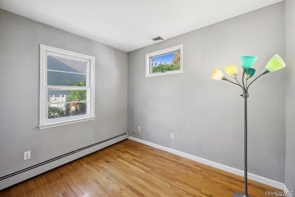 301 Laurel Rd - Photo 6 of 12