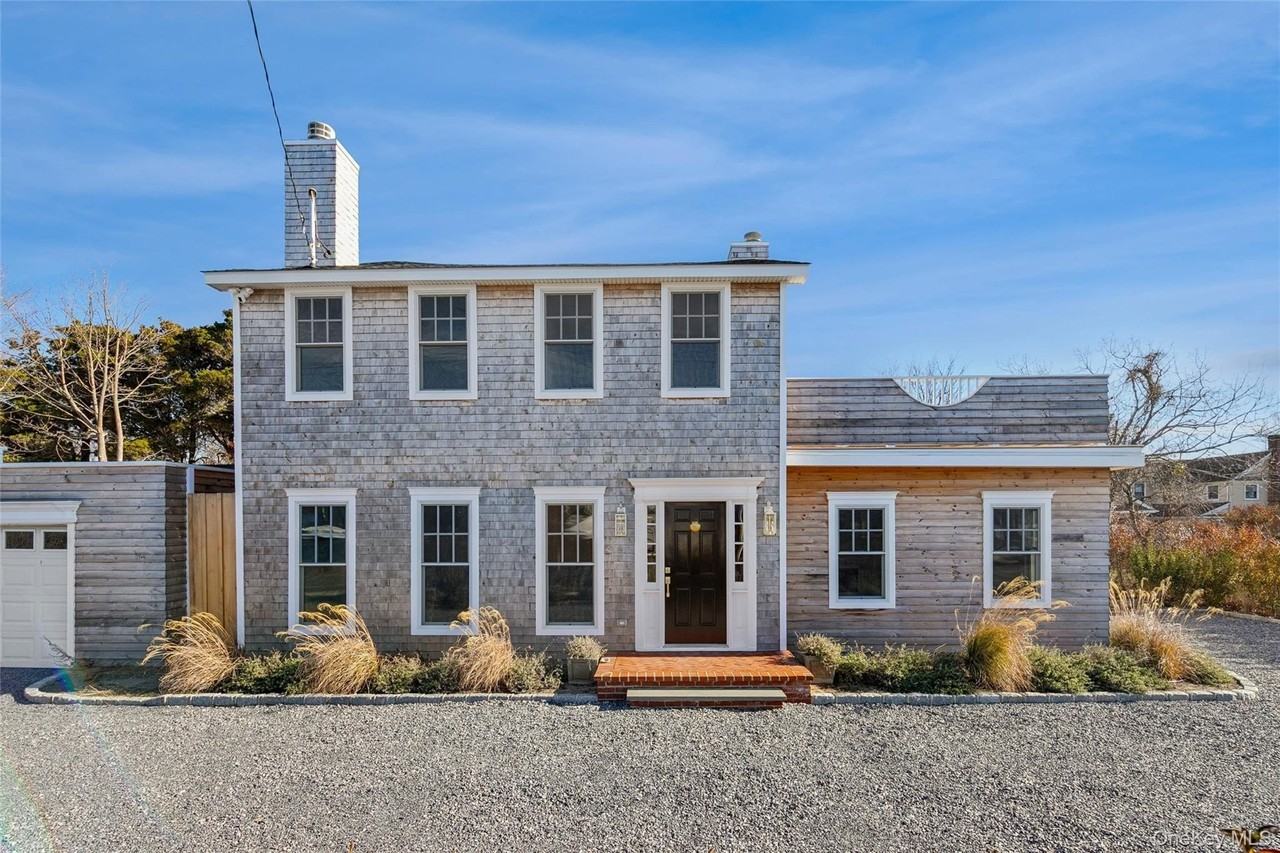 81 Foster Ave - Photo 2 of 16