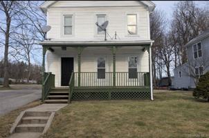 featured image of 203 W Main St #1