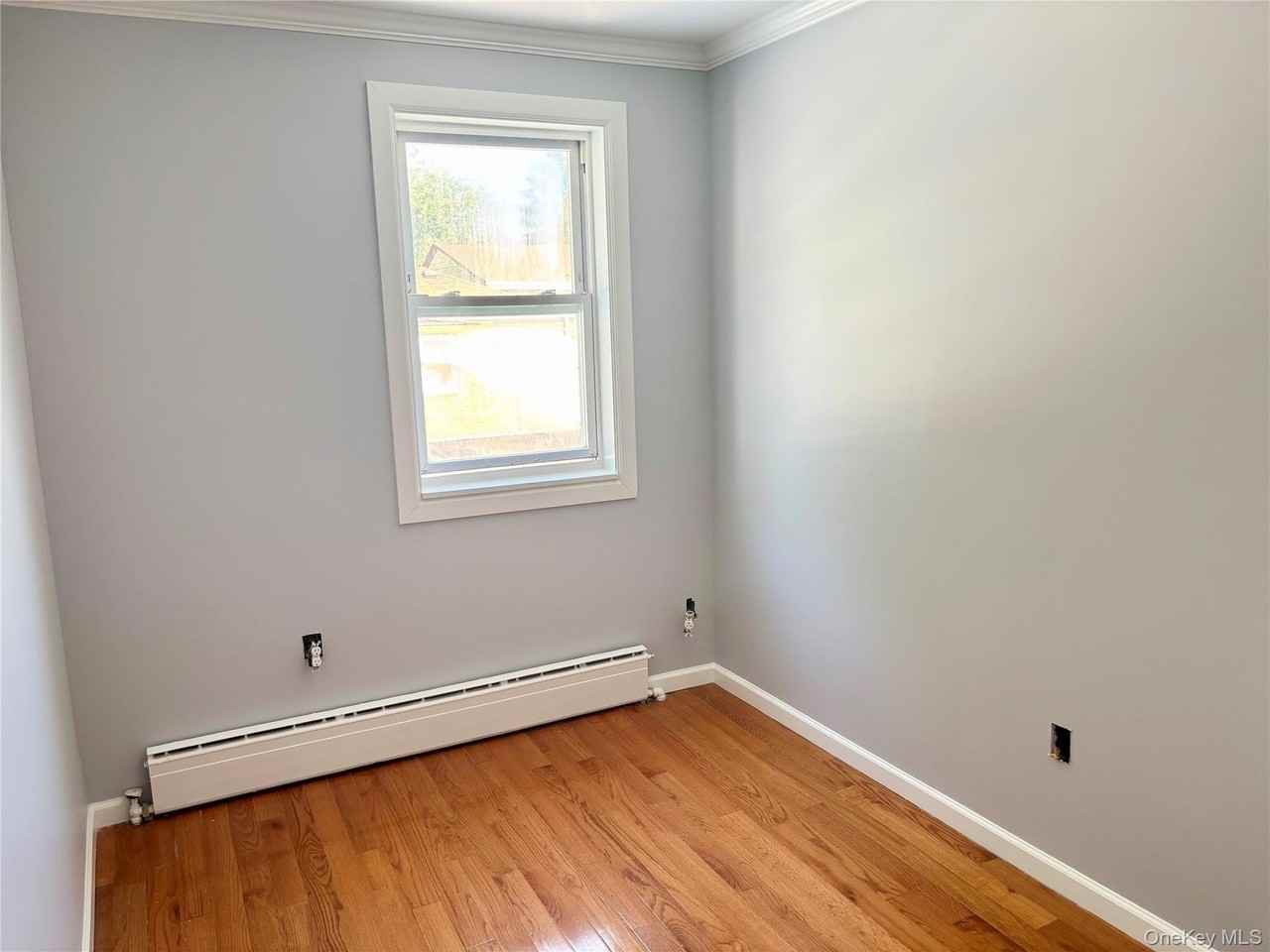 9103 80th St 2nd Fl #2ndFL - Photo 6 of 13