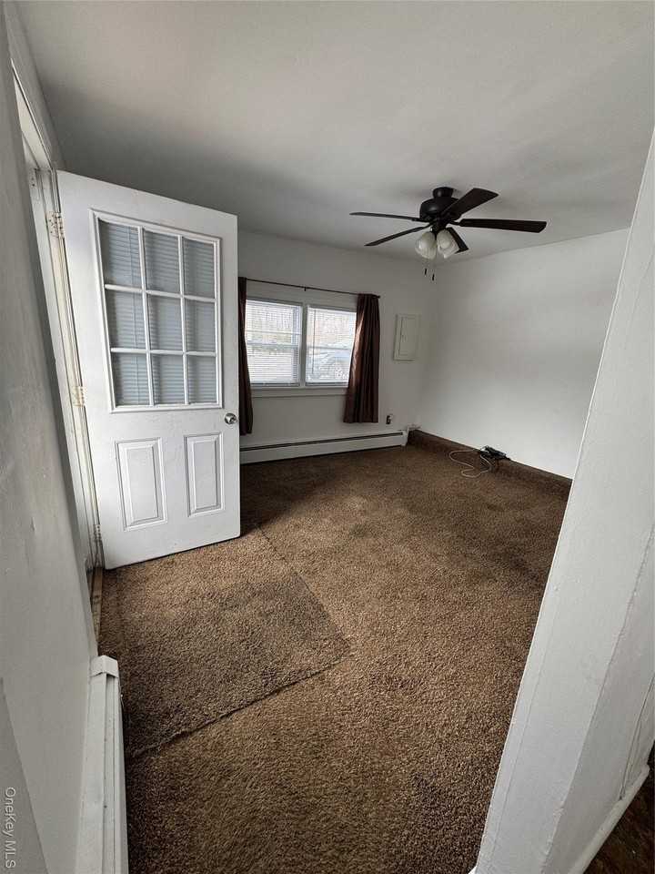 523 Fostertown Rd - Photo 2 of 15