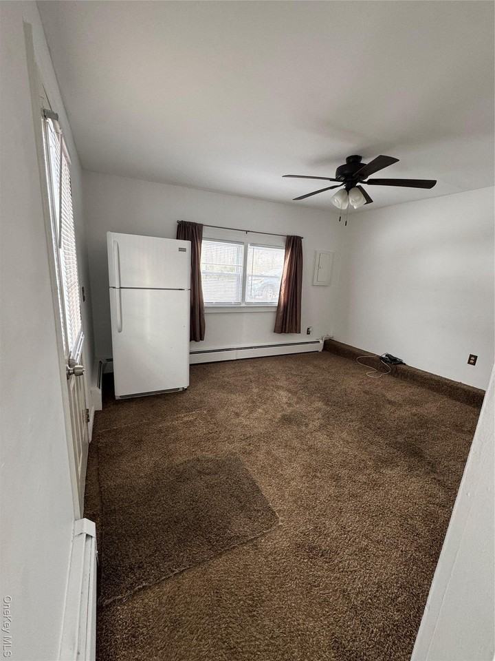 523 Fostertown Rd - Photo 4 of 15