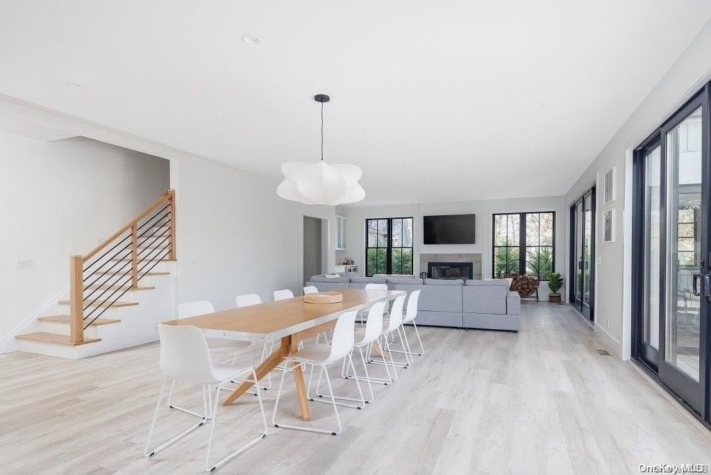 650 Pine Ave - Photo 5 of 34