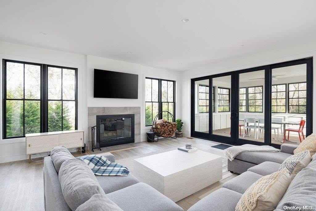 650 Pine Ave - Photo 6 of 34