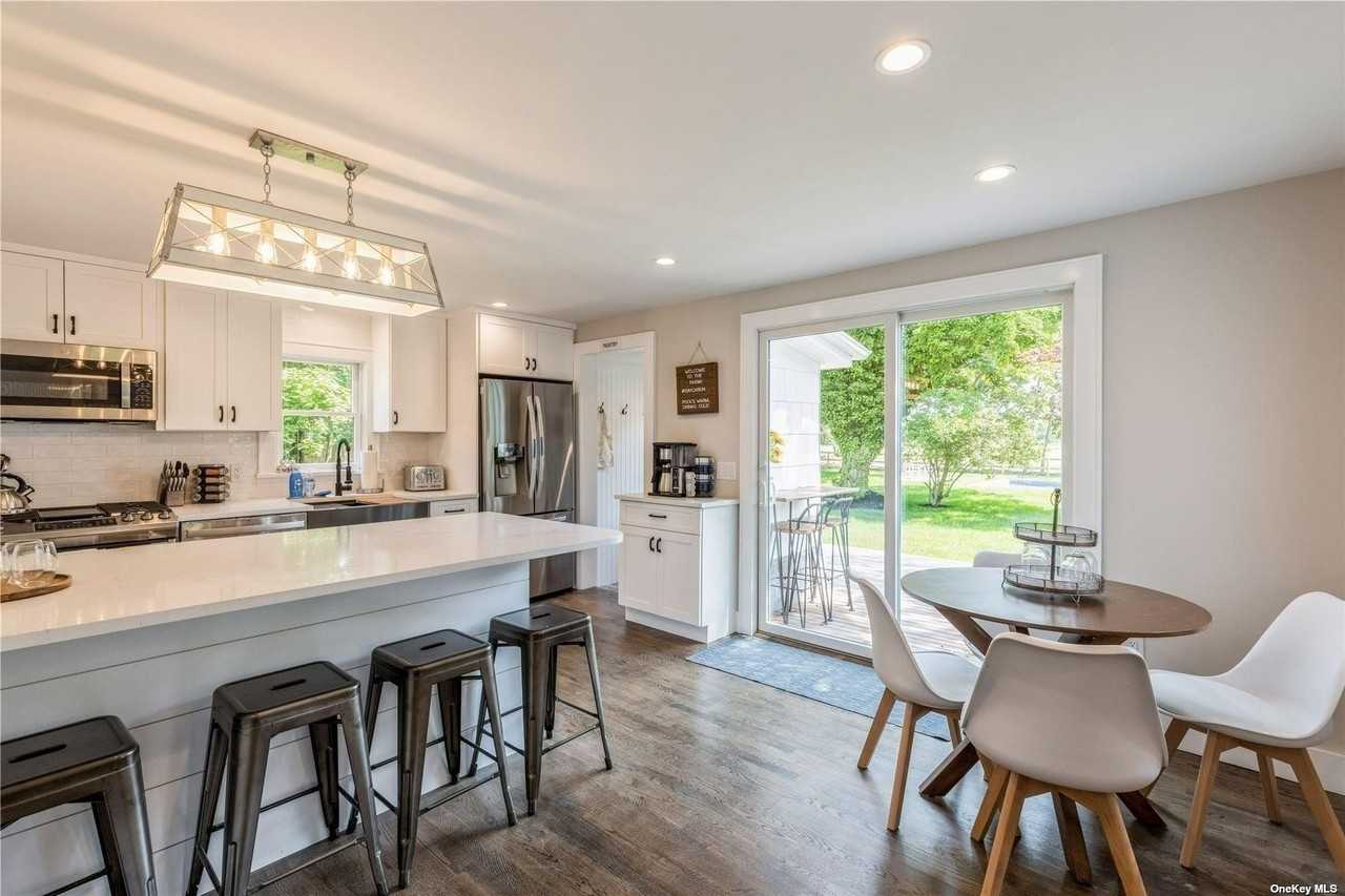 3400 Youngs Ave - Photo 5 of 25