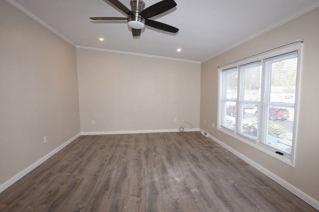 6 Canterbury Ln Unit 6 #6 - Photo 5 of 32