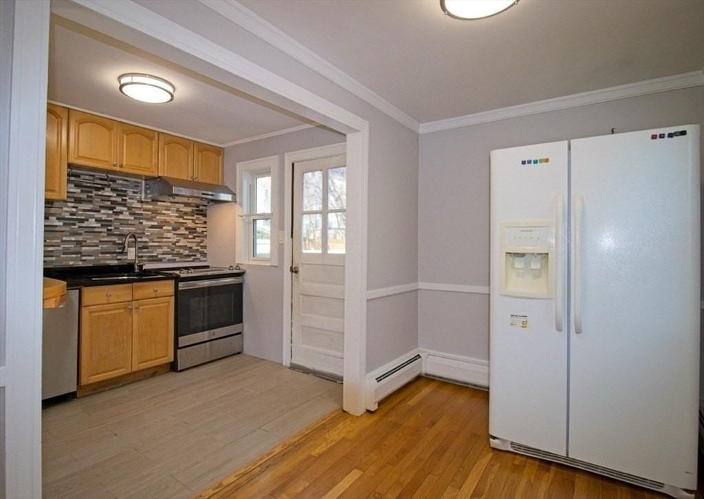 29 Durso Ave - Photo 6 of 34