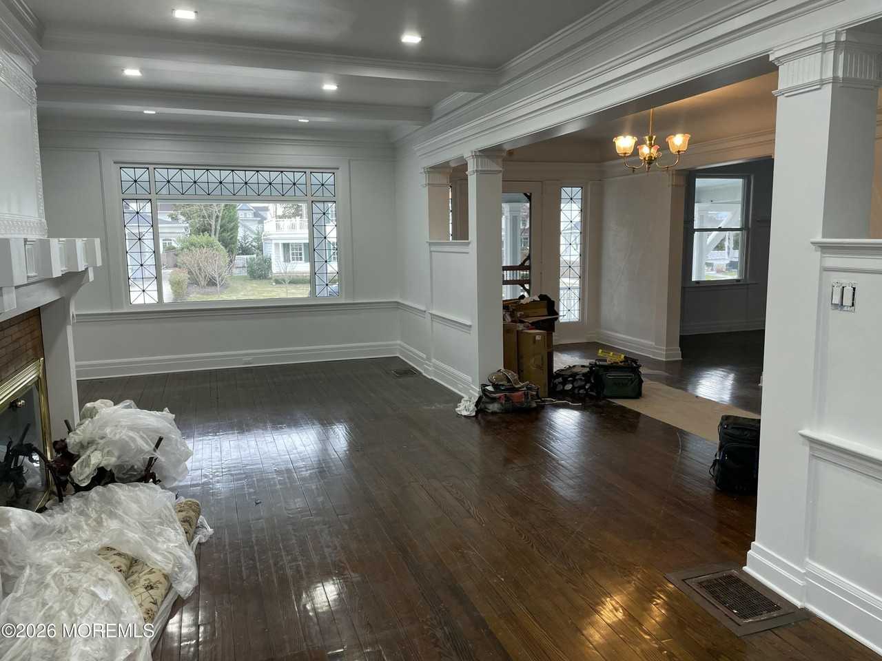 211 Cedar Ave - Photo 7 of 18