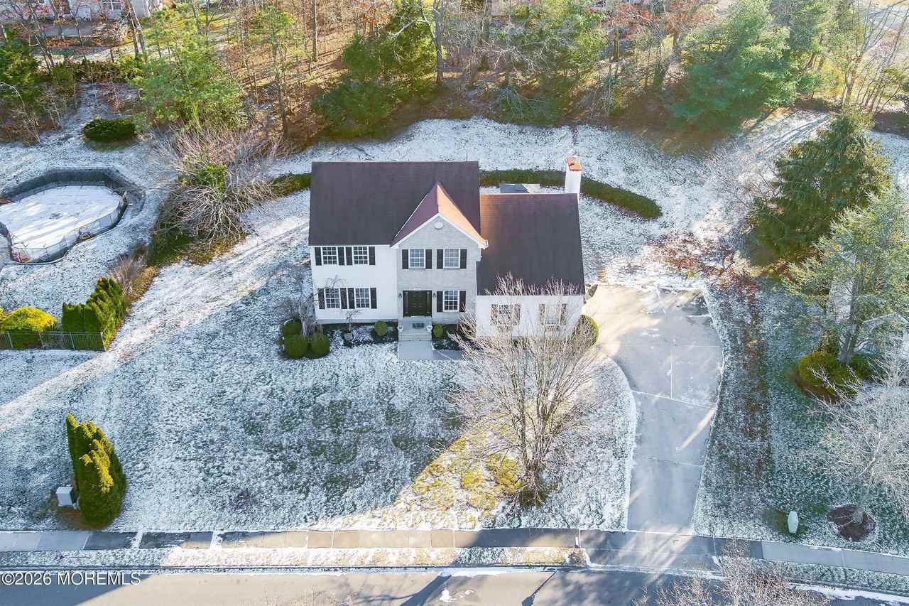 1217 Wilkinson Dr - Photo 2 of 42