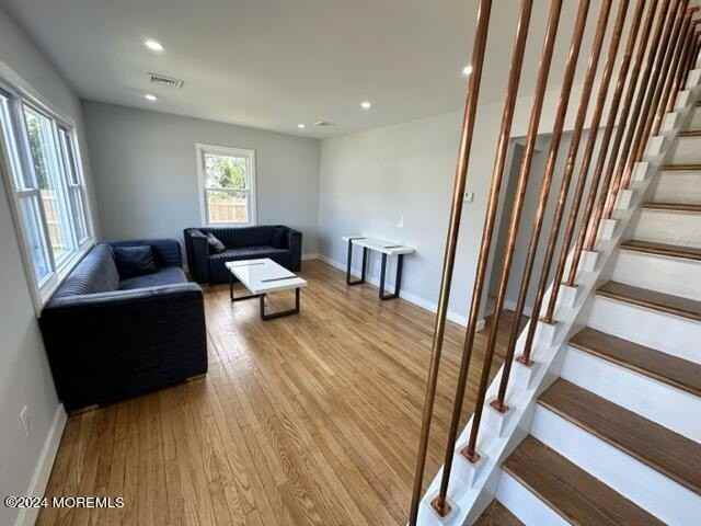 10 Campbell Ct - Photo 7 of 12