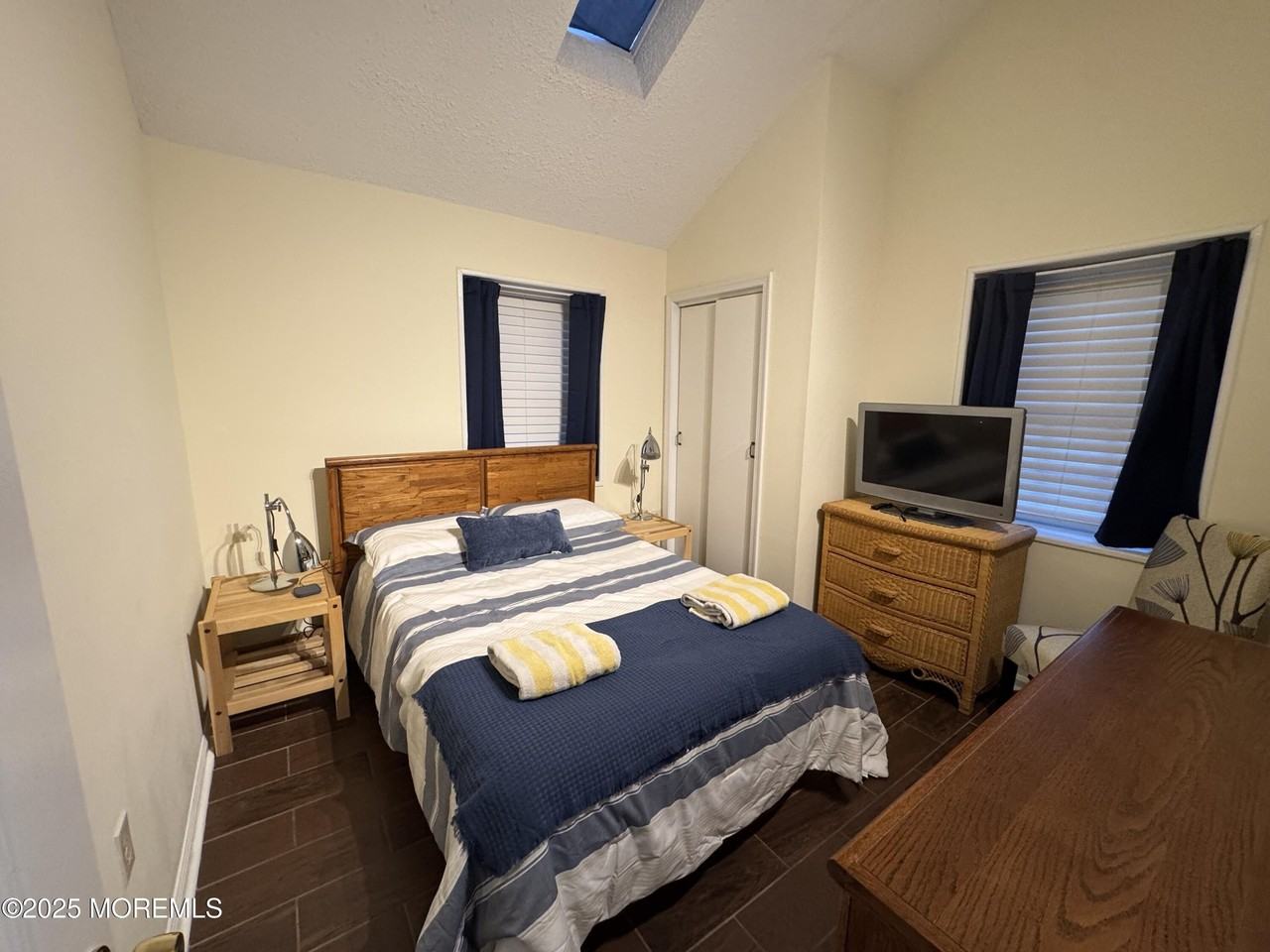 124 Lincoln Ave Apt 4 #4 - Photo 7 of 14