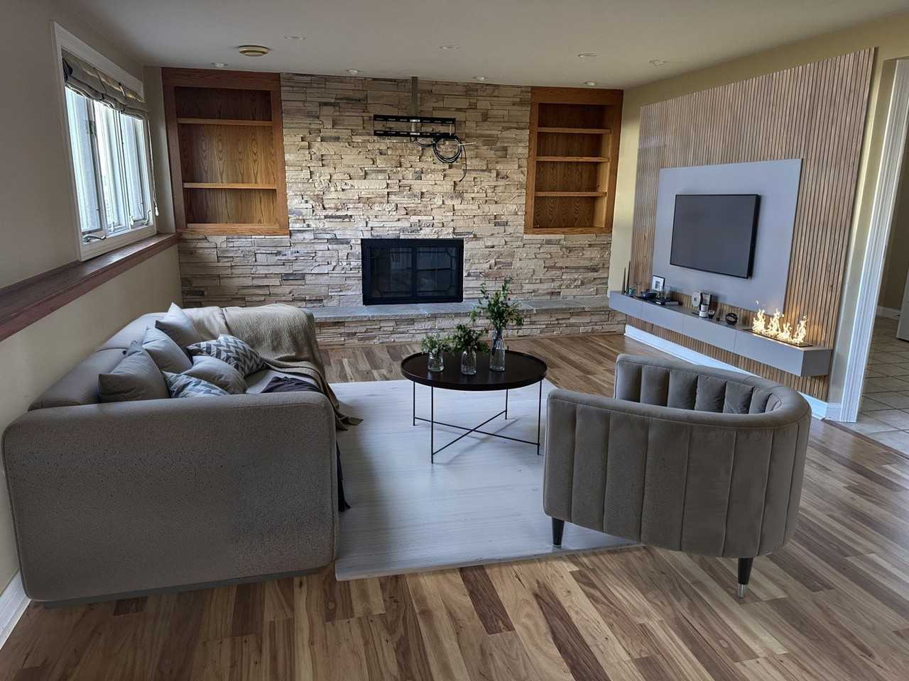 28W661 Douglas Rd - Photo 4 of 20