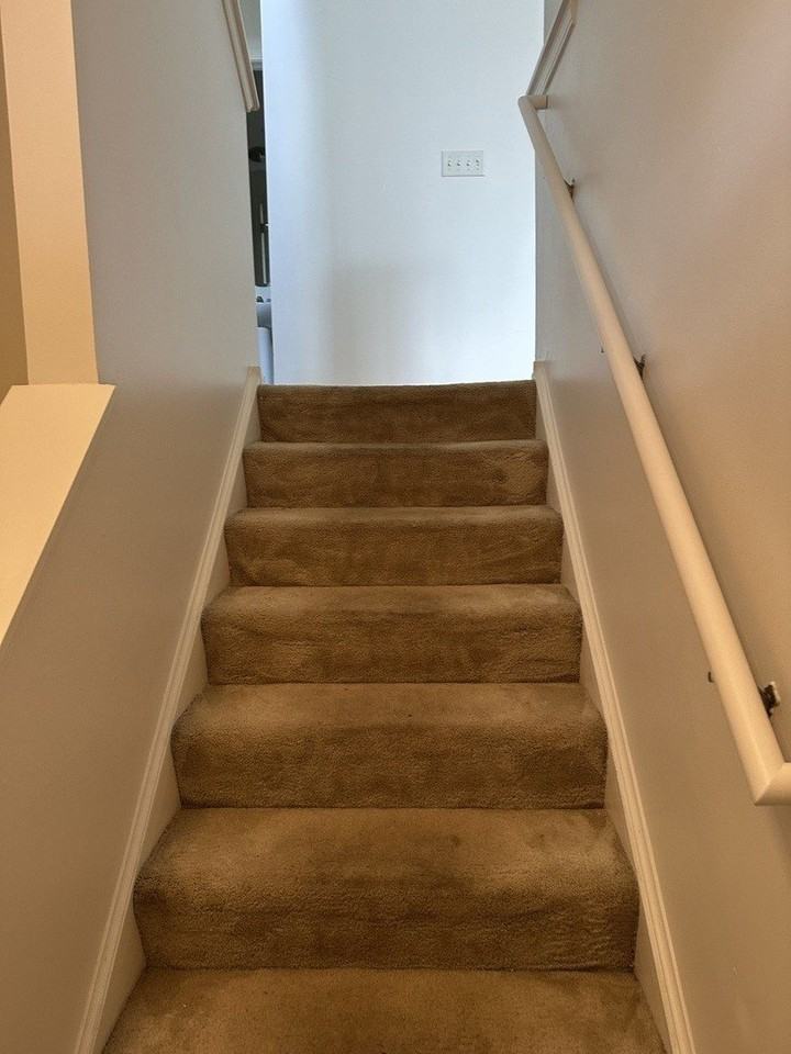 1242 Evergreen Ave - Photo 5 of 17