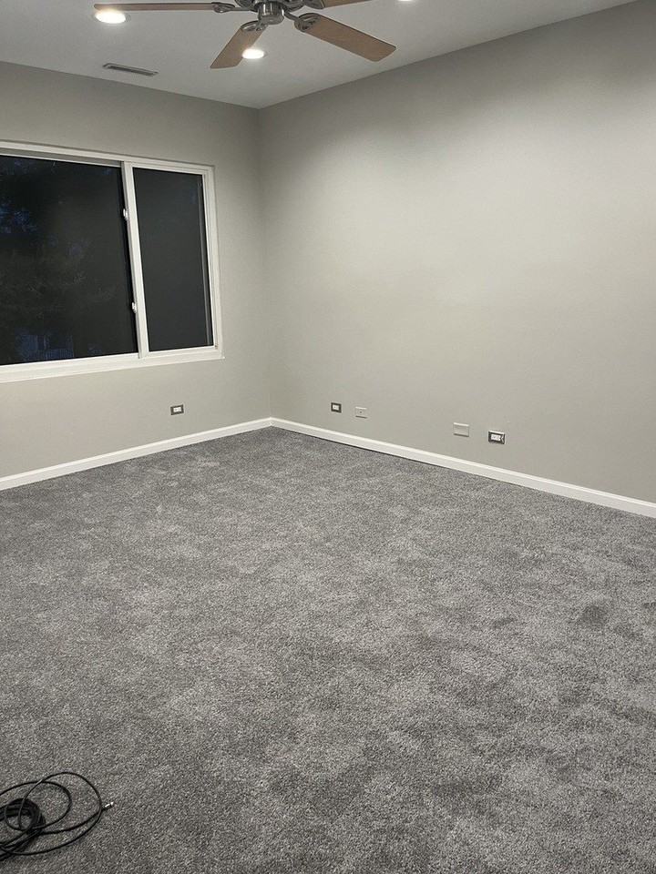 1638 N Washtenaw Ave Apt 2 #2 - Photo 3 of 25