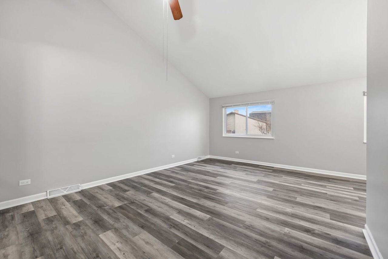 73 Century Dr - Photo 4 of 27