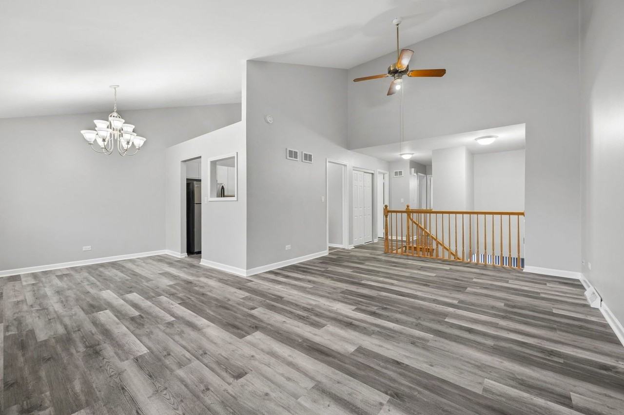 73 Century Dr - Photo 5 of 27