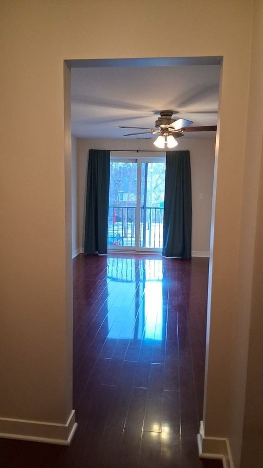 960 S River Rd Apt 208 #208 - Photo 5 of 10