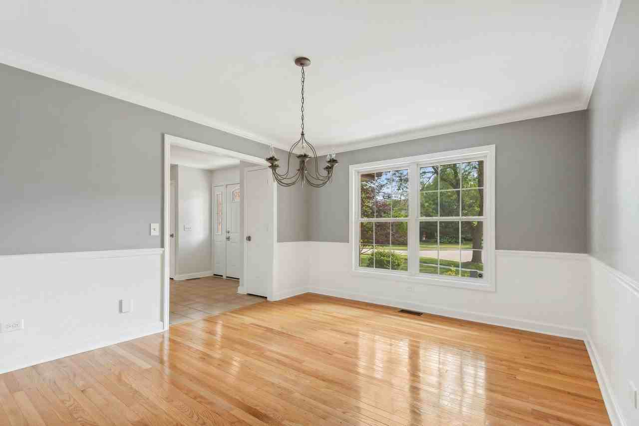 1205 Brian Cir - Photo 6 of 37