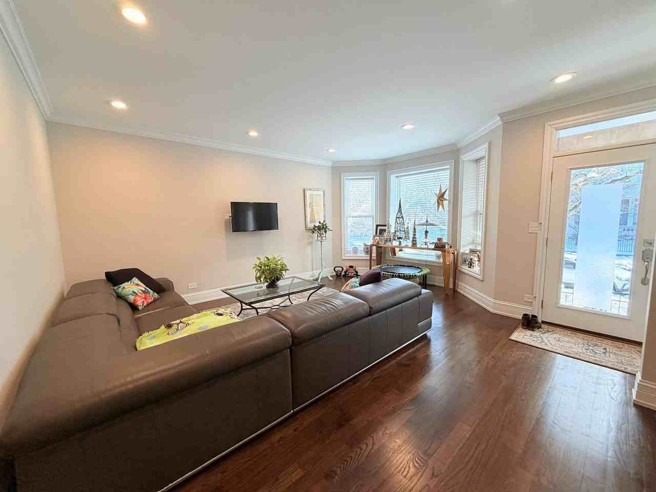 3646 N Fremont St Apt 1 #1 - Photo 2 of 35