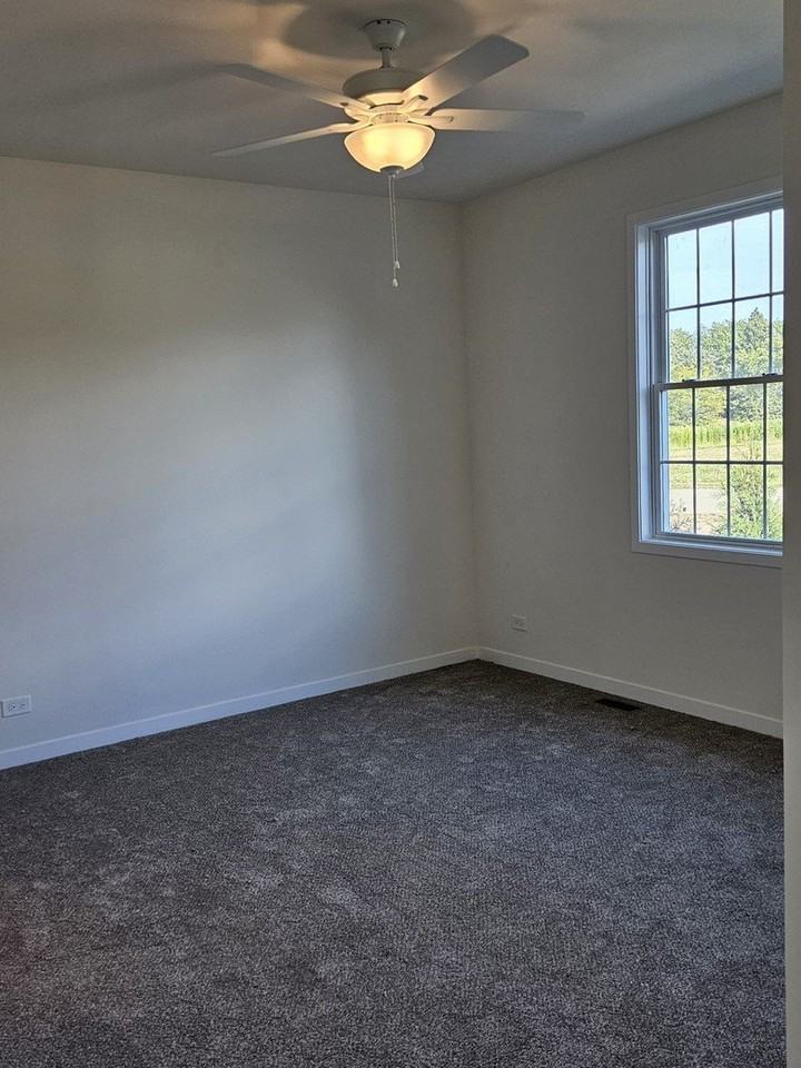 11 Apollo Ct - Photo 6 of 13