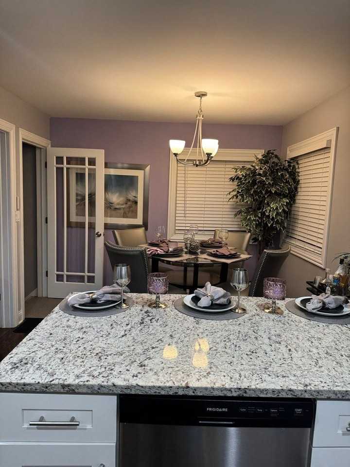 1216 W 95th Pl - Photo 7 of 22