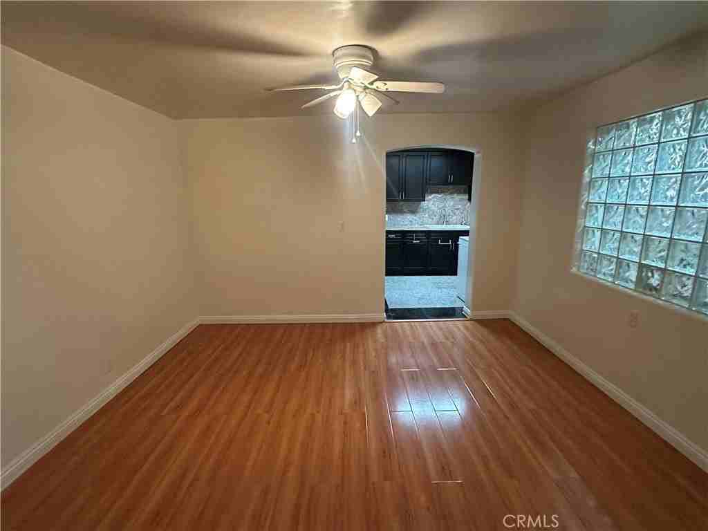 2972 June St - Photo 4 of 16