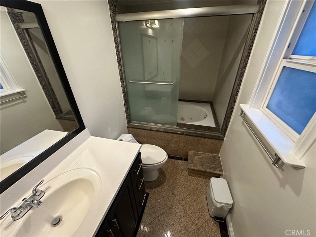 2972 June St - Photo 6 of 16