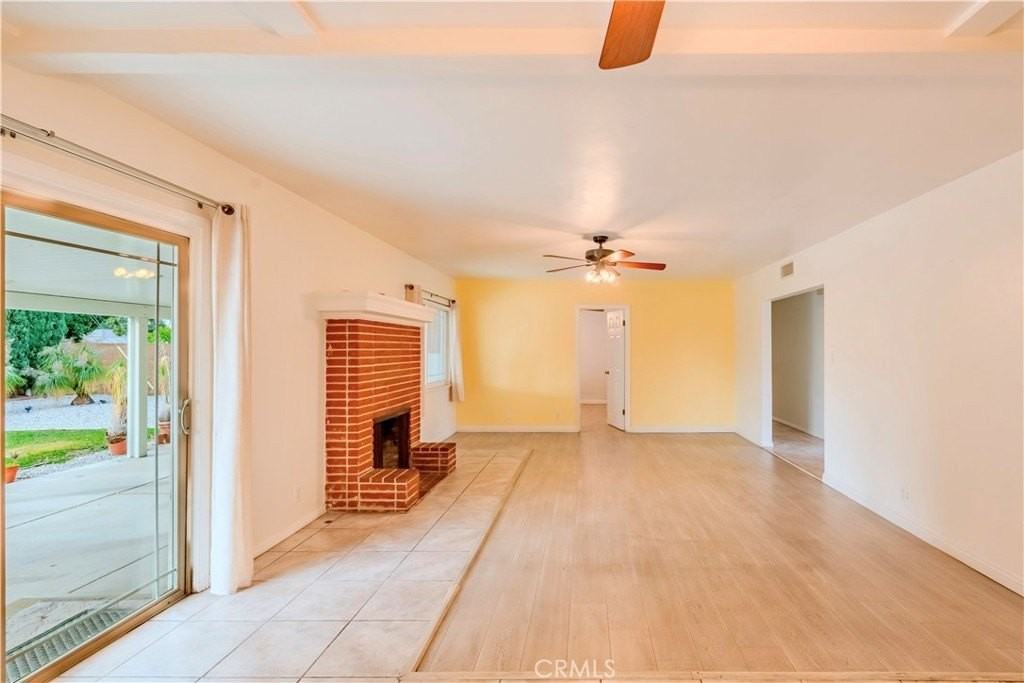 386 W 16th St - Photo 5 of 16