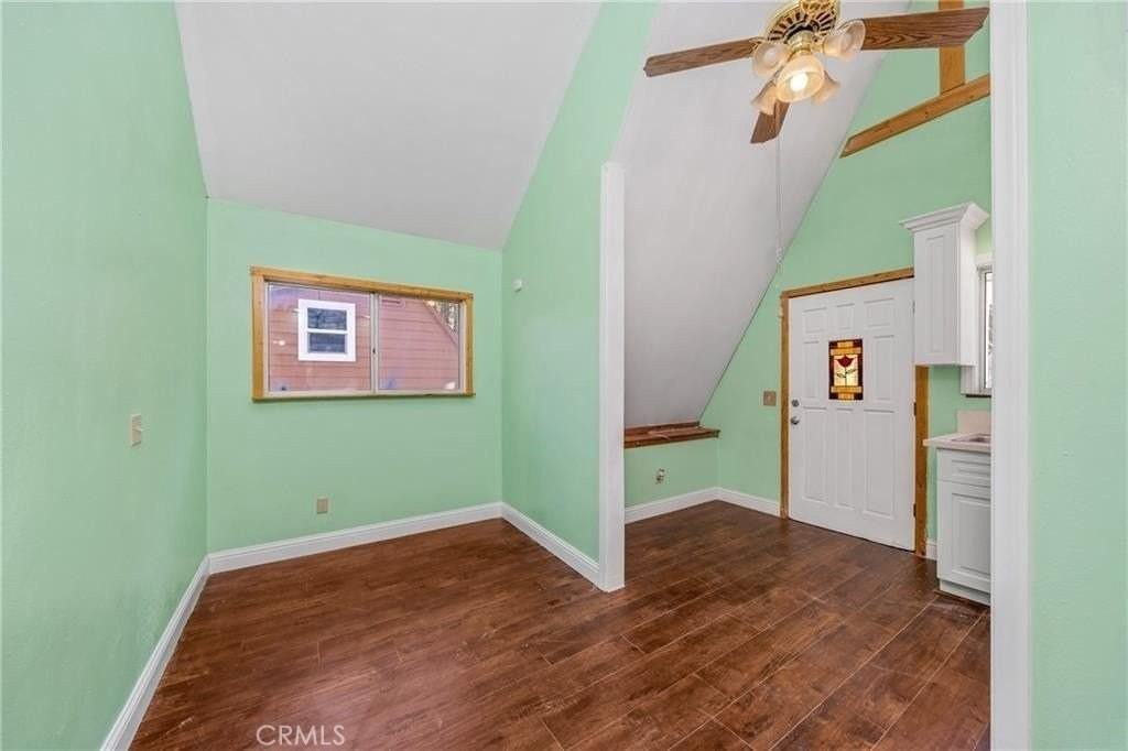 23884 Bowl Rd - Photo 6 of 9