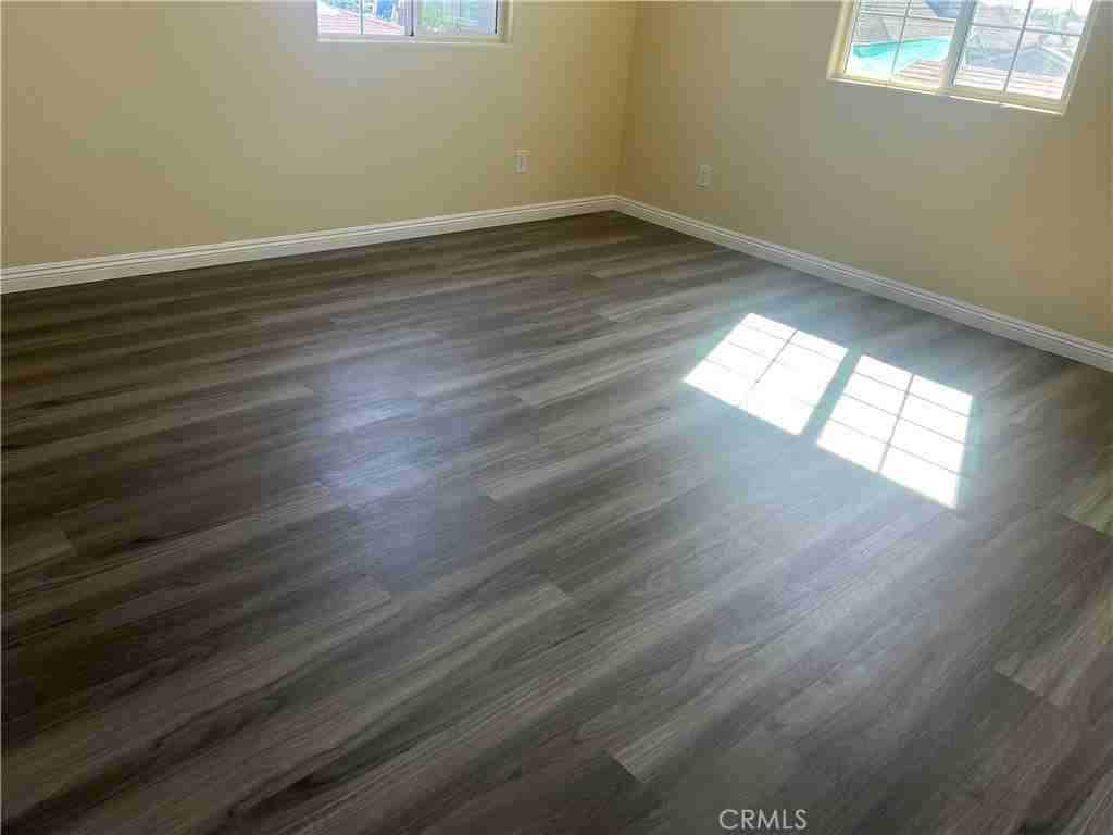 1314 E 48th St - Photo 7 of 17