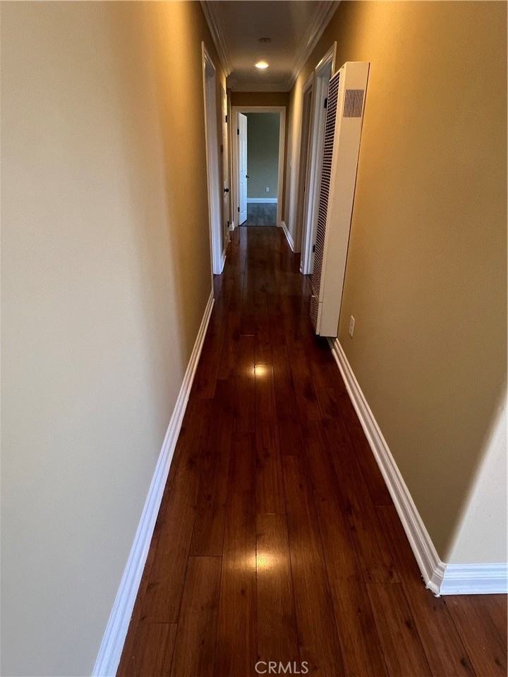 1577 E 51st St - Photo 7 of 20